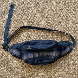 Nike ACG Karst Small Items Bag / Shoulder Bag Mt Fuji Hike